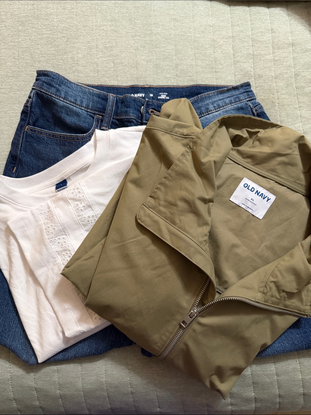 Old Navy Bundle: NWT cropped jacket, used t shirt & barrel leg jeans